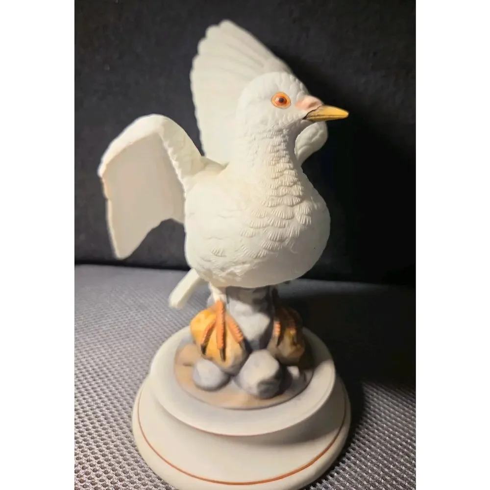 Vintage White Dove